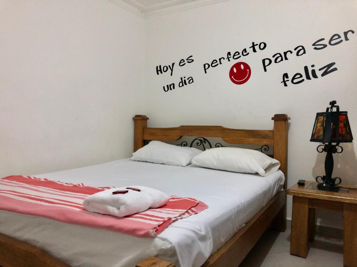 Hotel Casa Malibu メデジン エクステリア 写真